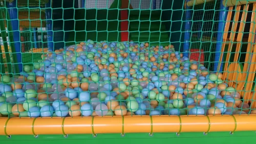 pasikonik-urodzinki-dla-dzieci-kulki